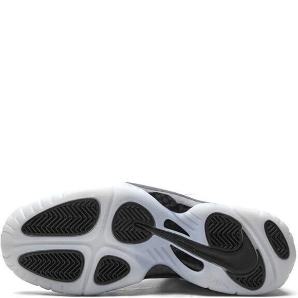 foamposite white black hyper royal
